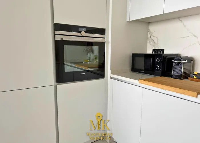 T2 Vue Pompidou Balcon, Sport & Centre Muse 公寓 *