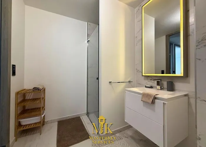 T2 Vue Pompidou Balcon, Sport & Centre Muse 公寓